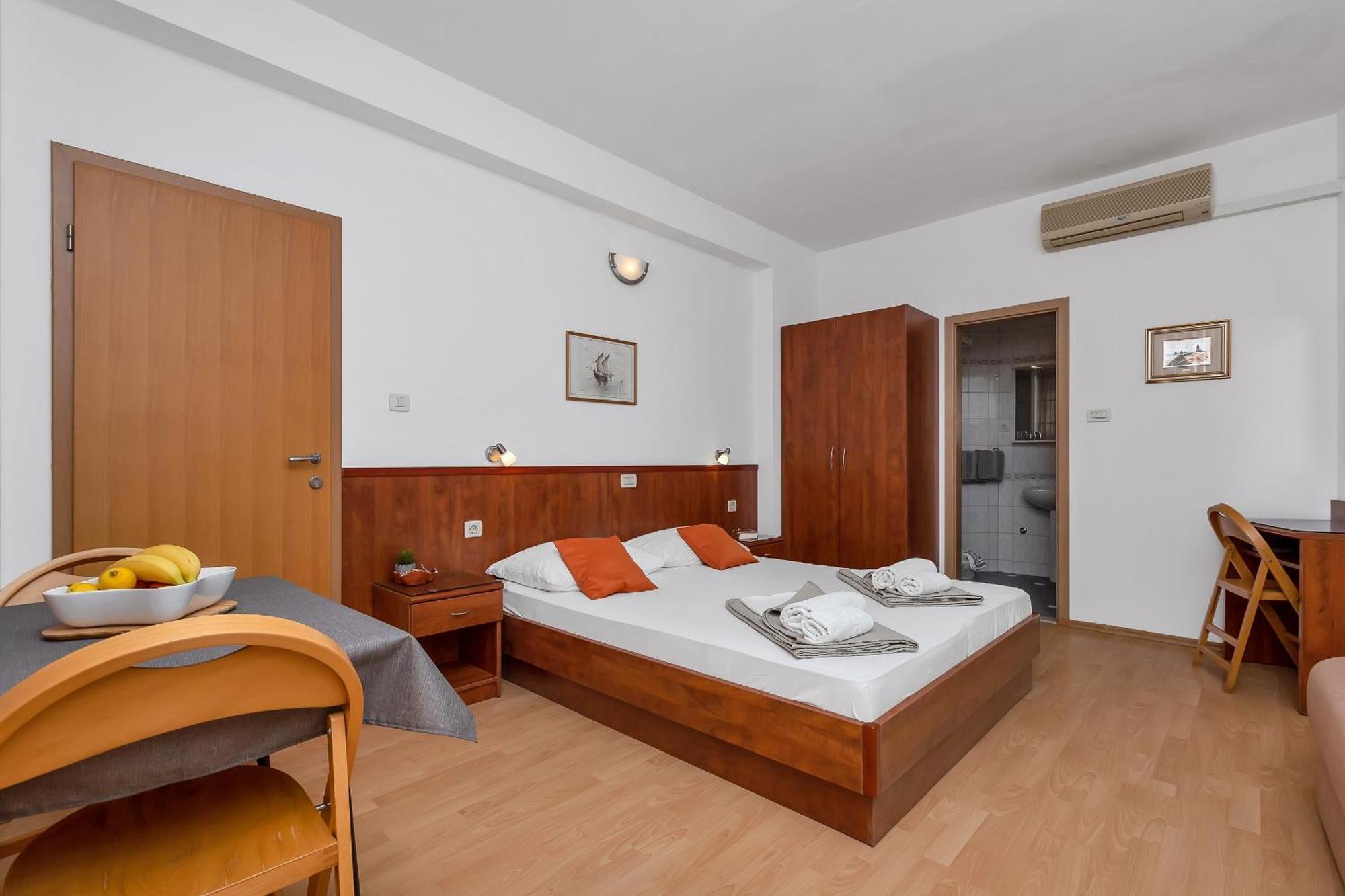 Apartments And Rooms By The Sea Baska Voda, Makarska - 2578 Zimmer foto